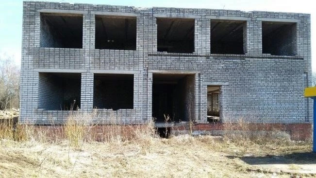 Имущественный комплекс расположенный по адресу: Ярославская область, Угличский район, д. Бурмасово, с земельным участком